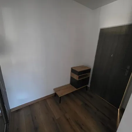 Podmiejska Nova 公寓 *