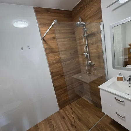 Podmiejska Nova Apartamento