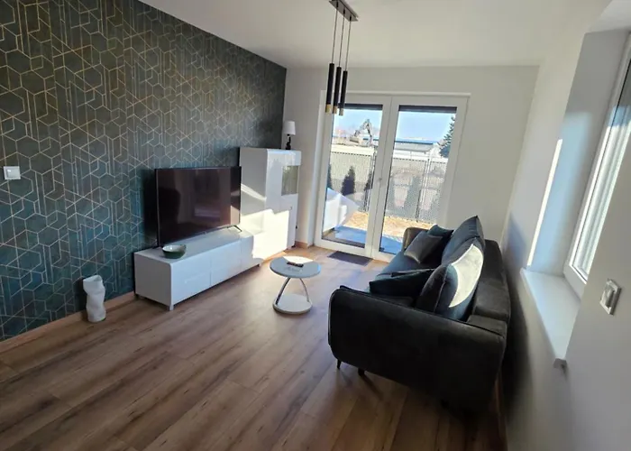 Podmiejska Nova Апартаменты Калиш