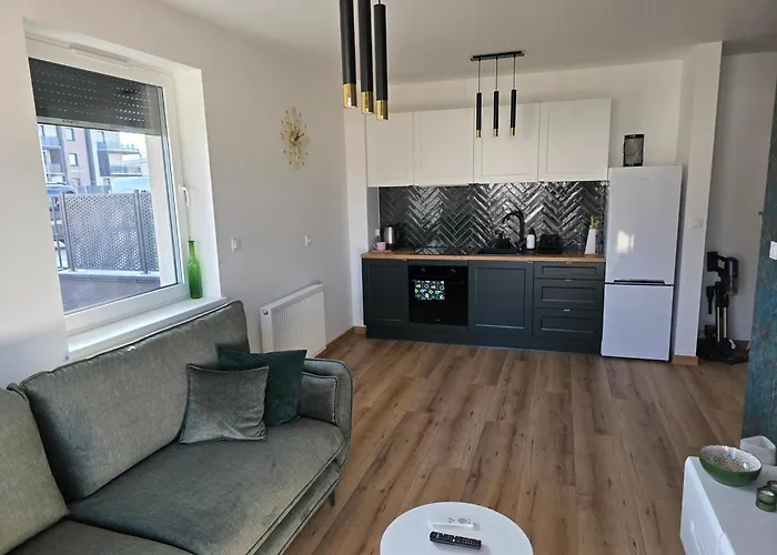 Podmiejska Nova Апартаменты Калиш