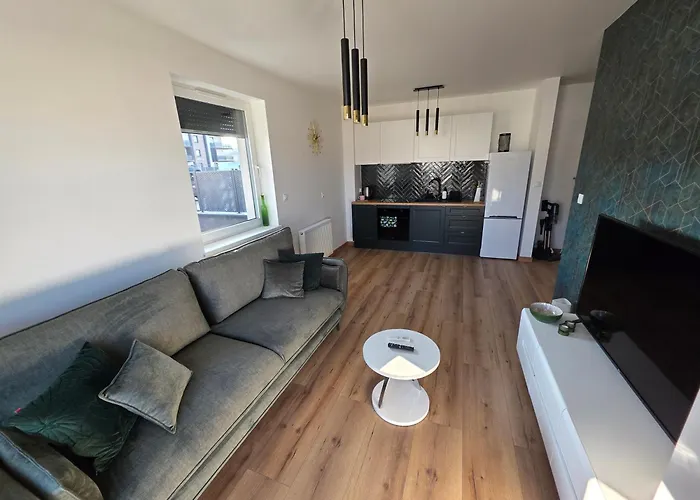 Podmiejska Nova Апартаменты Калиш